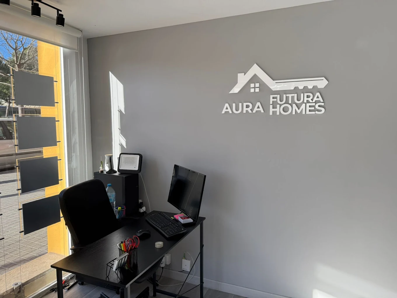 Oficina de Aura Futura Homes en Castelldefels